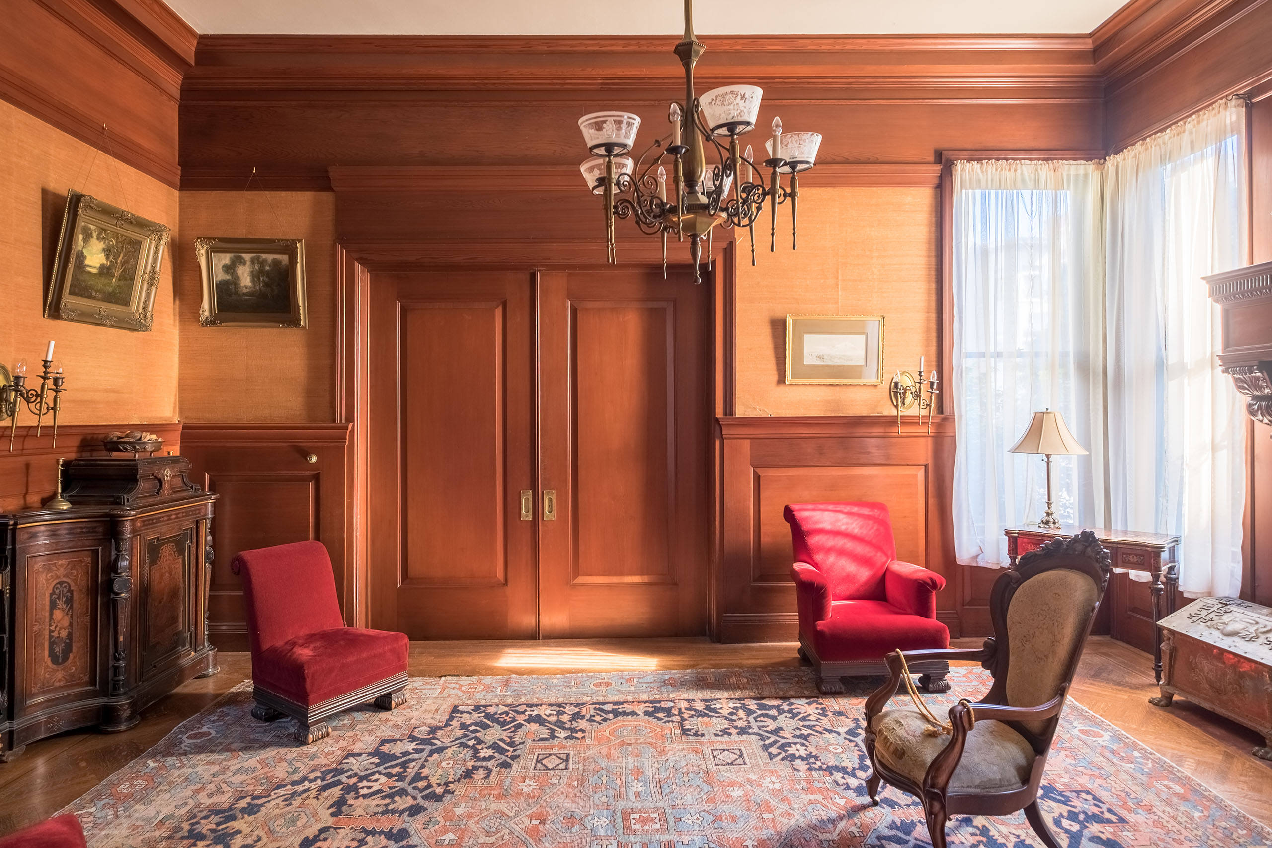 Haas-Lilienthal House interior